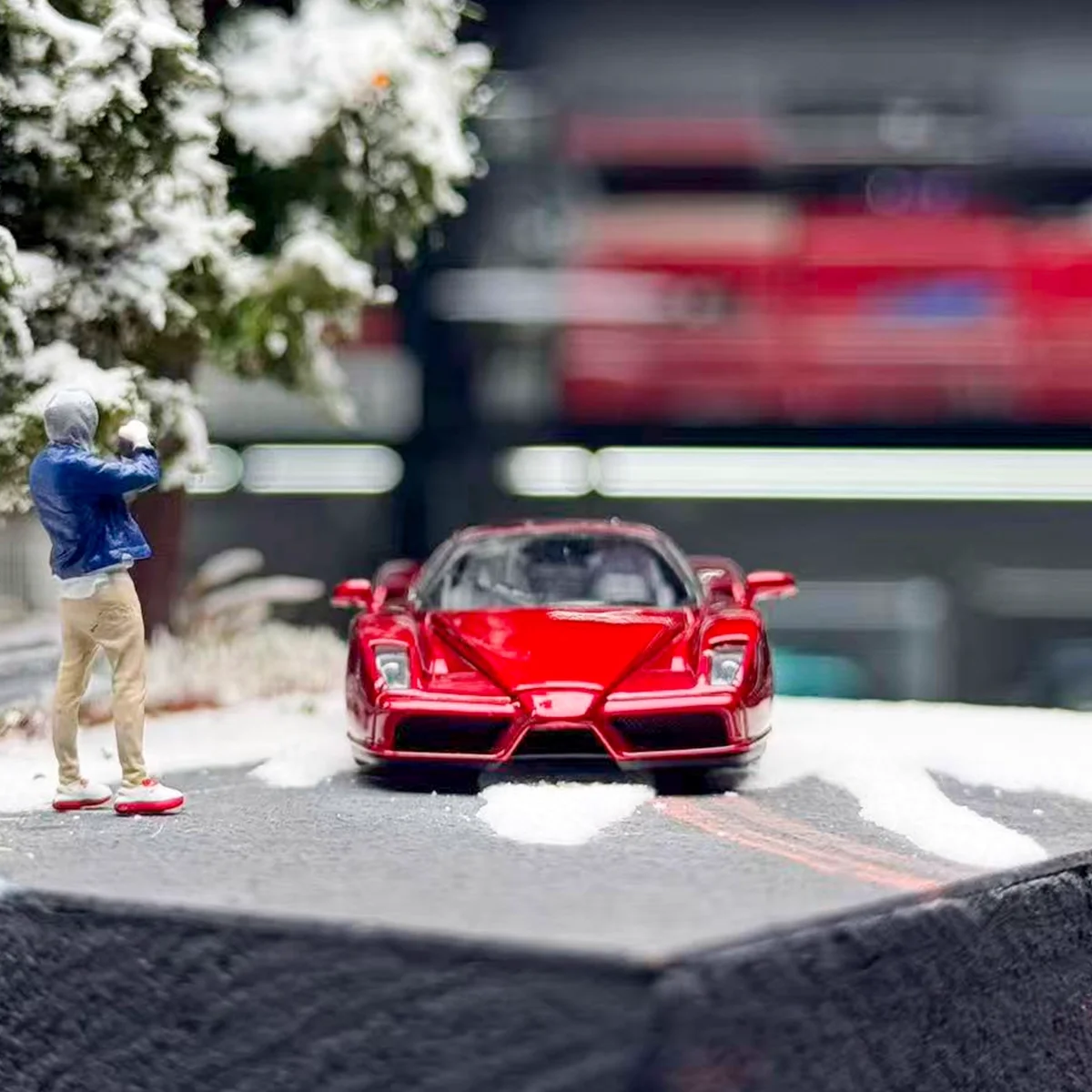 KM1:64 엔조 메탈릭 레드 다이캐스트 한정판 합금 풀 오픈 수집용 자동차 모델