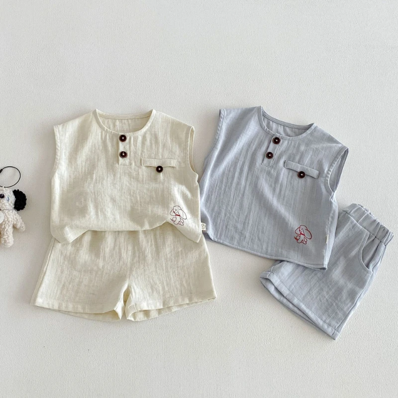 

2026 New Summer Children's Fashion Cartoon Dog Simple Printed T-shirt and Solid Color Shorts Two Piece Set
