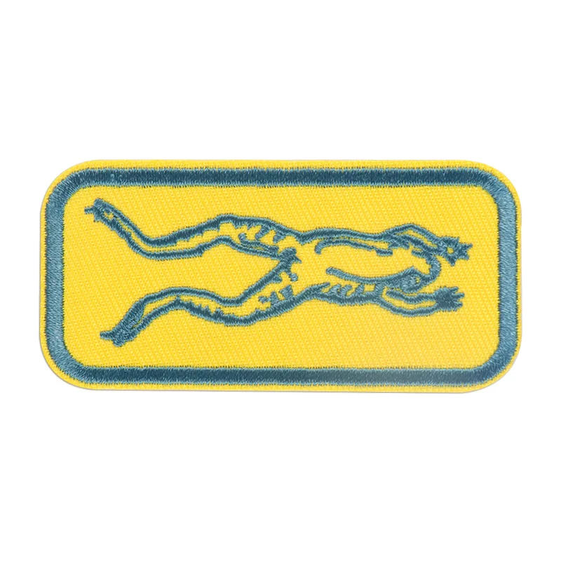 1pc Retro Aesthetic Leaping Frog Emblem - Vibrant Yellow Rectangle Iron-On Patch for Art-Inspired Denim & Bags