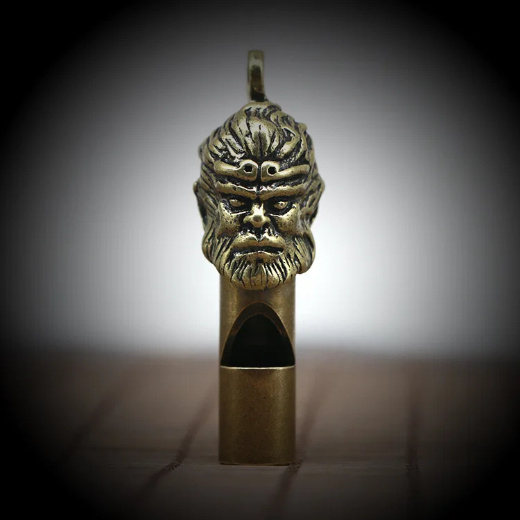 Ethnic Style Men's Personality Brass Monkey Head Whistle Car Keychain Outdoor Whistle Jewelry-need To Hang The Keyring Yourself