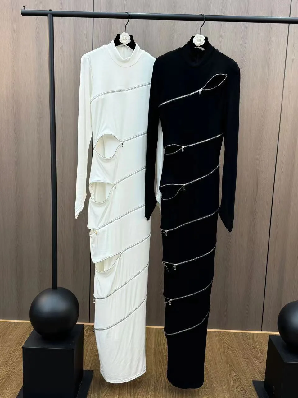 2025 New Spring Autumn Zipper Unique Bag Hip Long Sleeve Women's Street Trendy Skinny Midi Dress Solid Elegant Party Dress C229