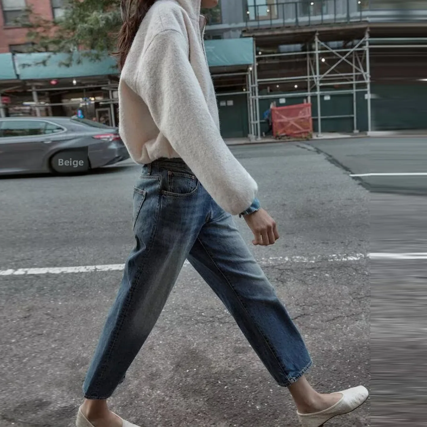 جاكيت نسائي جديد من Z لخريف 2025، معطف أنيق بياقة عالية مزين باللؤلؤ، ملابس خارجية عصرية بأكمام طويلة وطول قصير مع سحاب