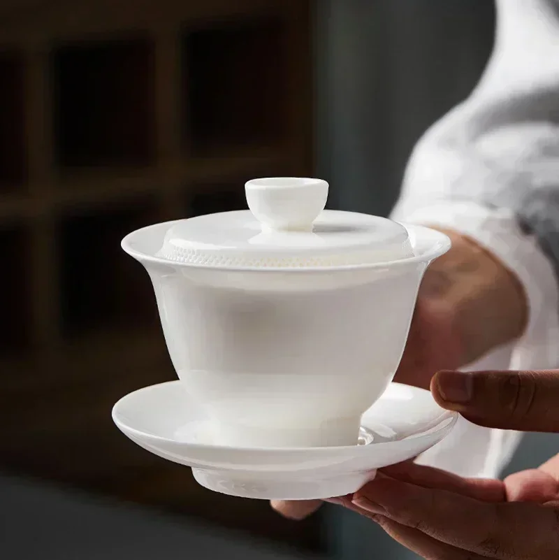 1 Stück Schaffett Jade weißes Porzellan Gaiwan, gefilterte Teeschale, Anti-Verbrühungs-Design, einzelne Keramik-Teetasse, Kung-Fu-Teeset