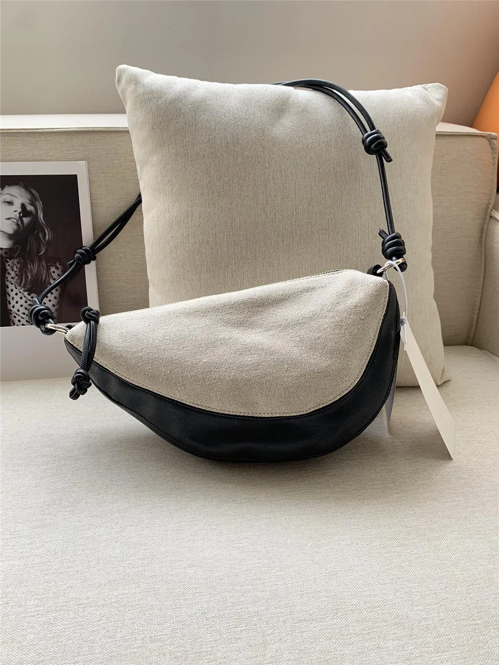 High Quality Linen Stitching Cowhide Dumpling Bag Shoulder Crossbody Saddle Bag for Women