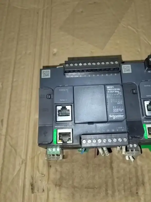 Used PLC TM221CE16U is fully functional