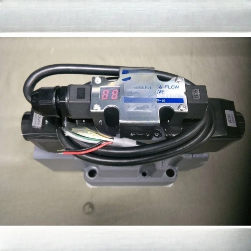 

Counter DG5V-7-6C-P7-H-86-JA TGMFN-3-Y-A2W-B2W-51