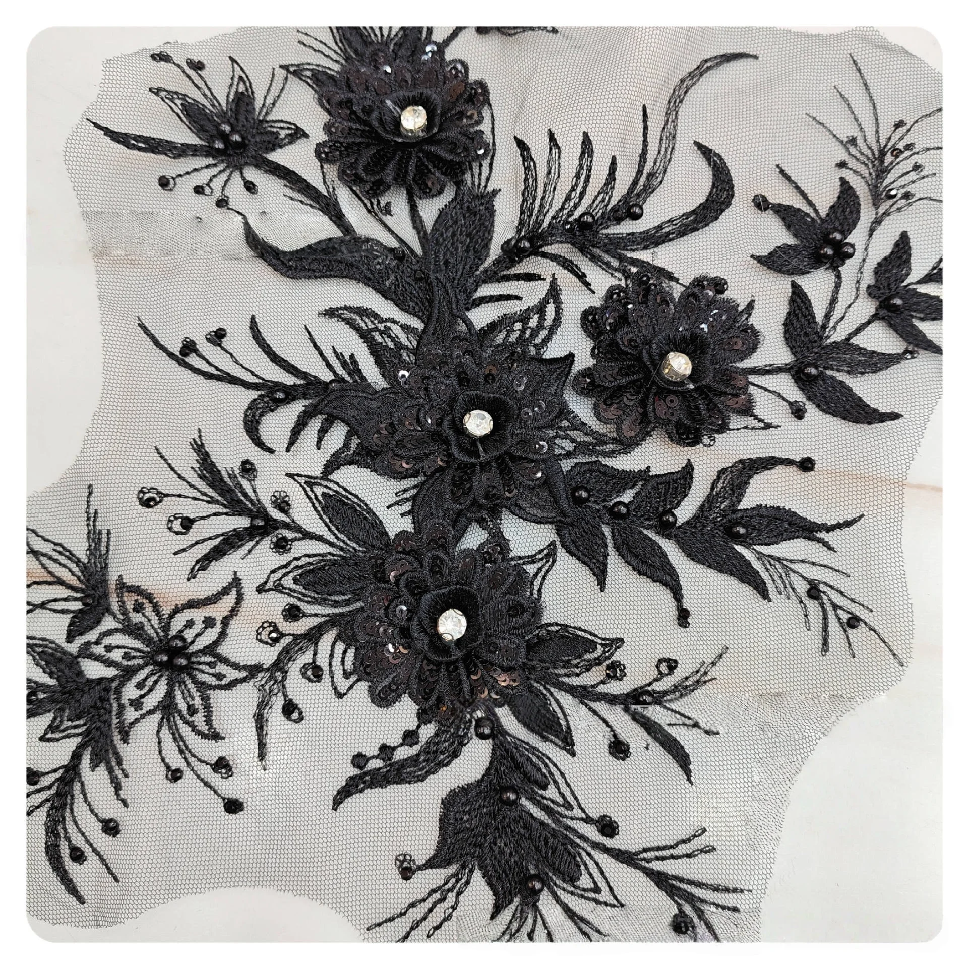 

Embroidered Patches for Craft Decor Fabric Multicolor Hand-Sewn Bead Lace 3D Floral Embroidery DIY Tulle Applique Trim