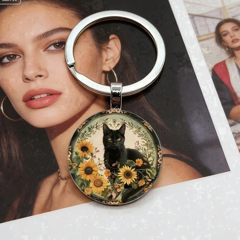 Hot selling retro black cat wreath wrapped around alloy keychain