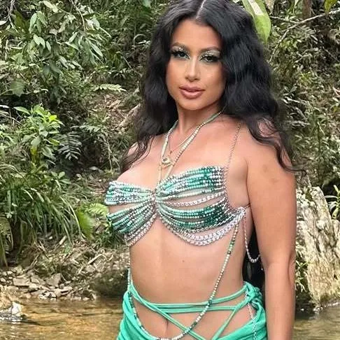Ethic Style Green Beads Woven Halter Metal Bra Chain for Women European Halter Vest Tank Top Bikini Crop Beaded Bra Body Jewelry