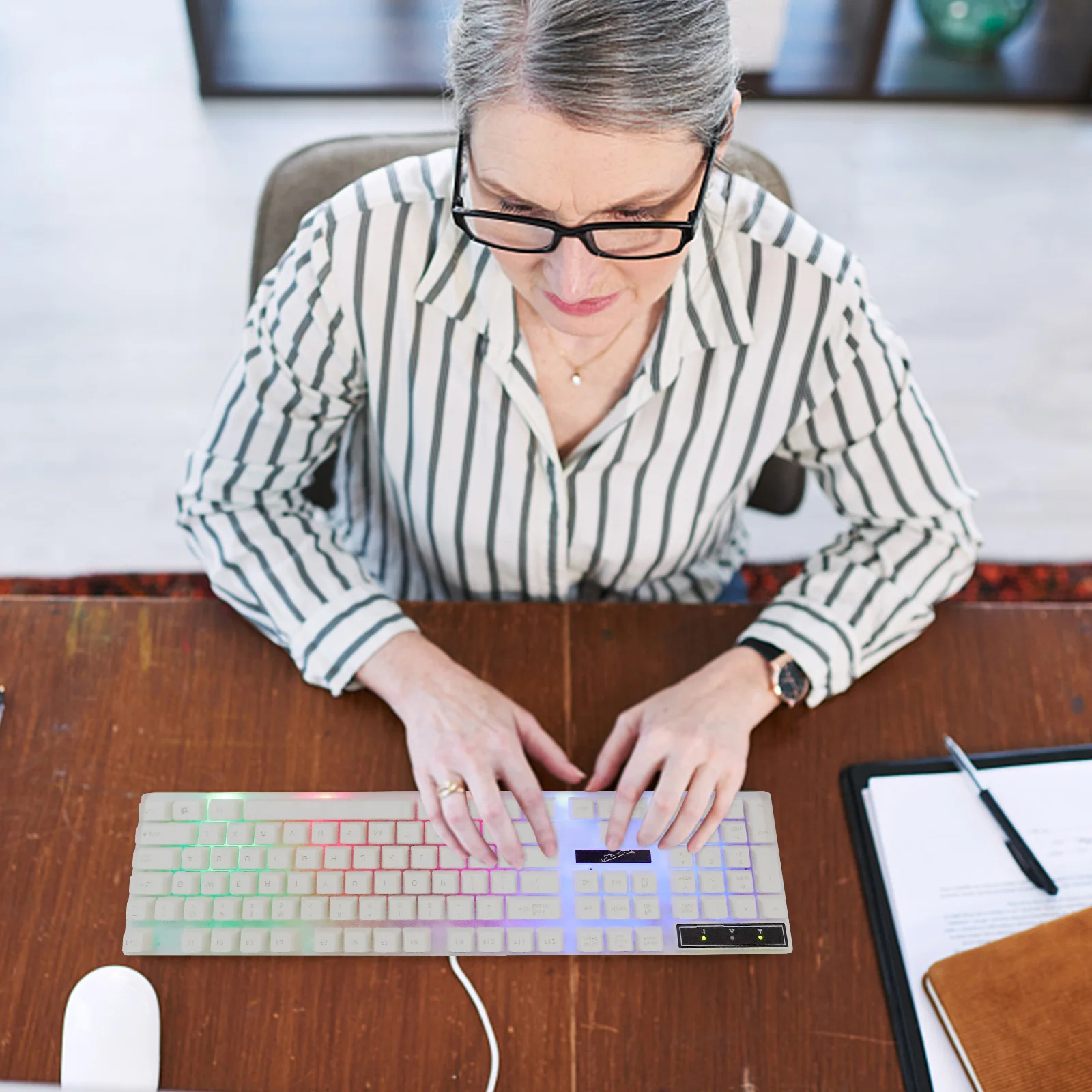 

Проводная игровая клавиатура с USB-подсветкой RGB, набор мышей, эргономичная механическая водонепроницаемая регулируемая подставка для ночи