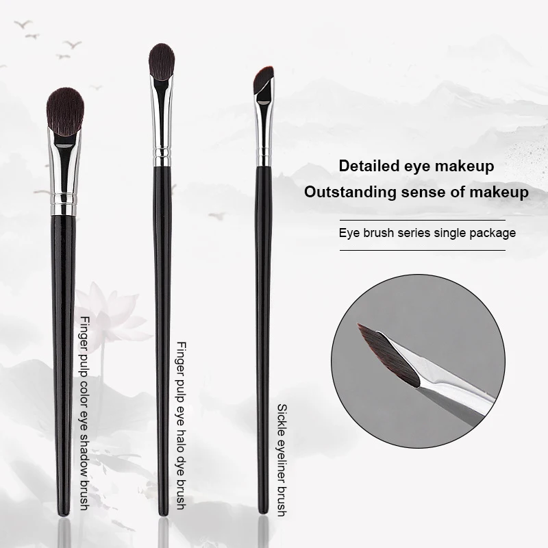 2 STKS Oogdetailborstel Cosmeticaborstel Make-upborstels met zachte haren Draagbare make-uptool Scythe Blade Eyeliner-borstel Huidvriendelijk