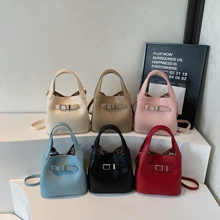 

Женская сумка-ведро 2025 года — минималистичная дизайнерская сумка через плечо, небольшая сумка через плечо с текстурой премиум-класса