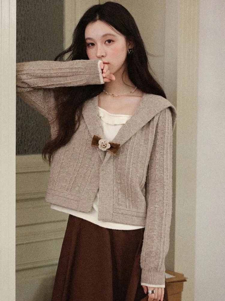 ALXNAN حجم كبير المرأة طويلة الأكمام بلايز كاذبة قطعتين ربطة القوس فيونكة البحرية طوق البلوفرات اللون حجب محبوك البلوزات D57739