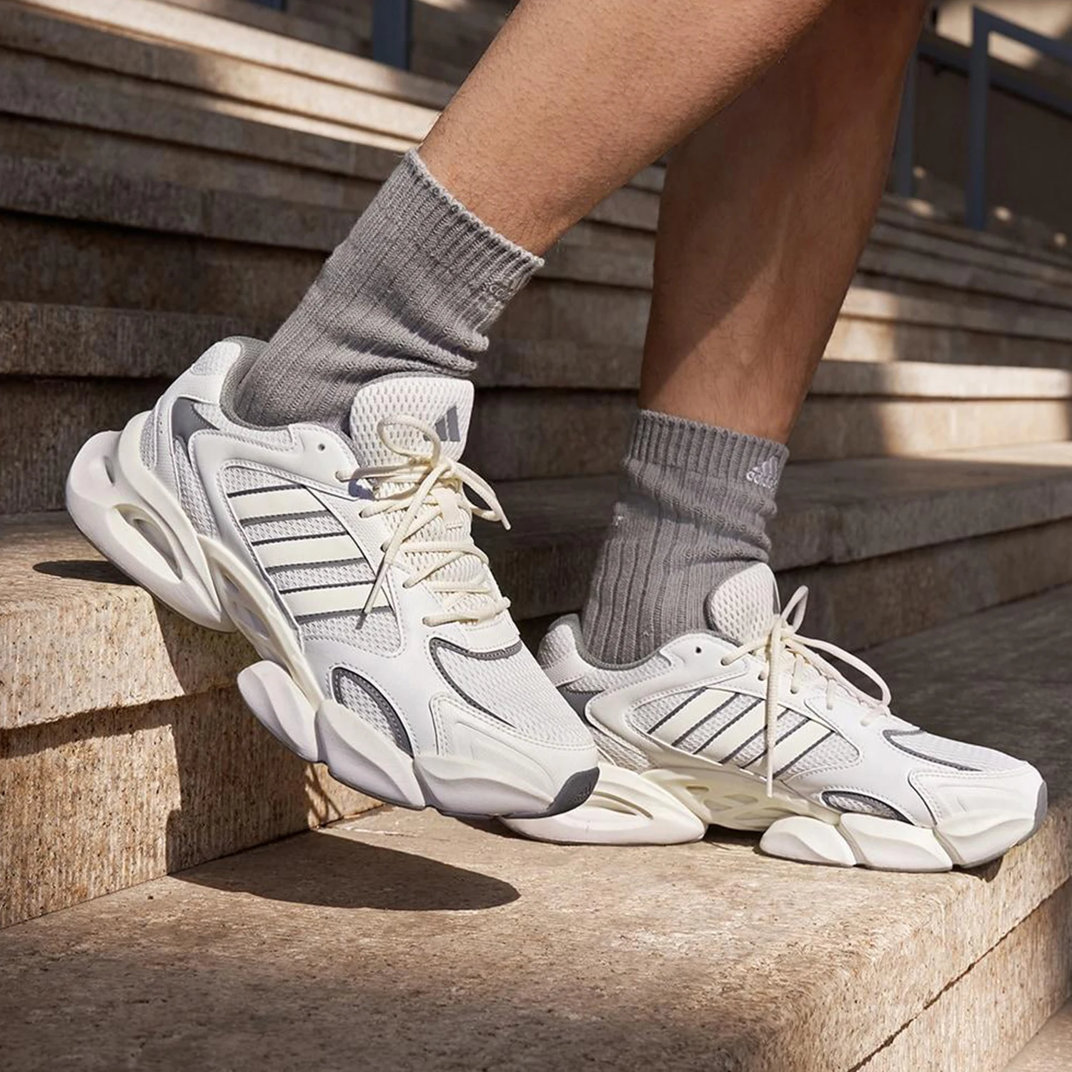 

Adidas оригинальные дышащие массивные кроссовки унисекс MEGASTRIDE JR6334