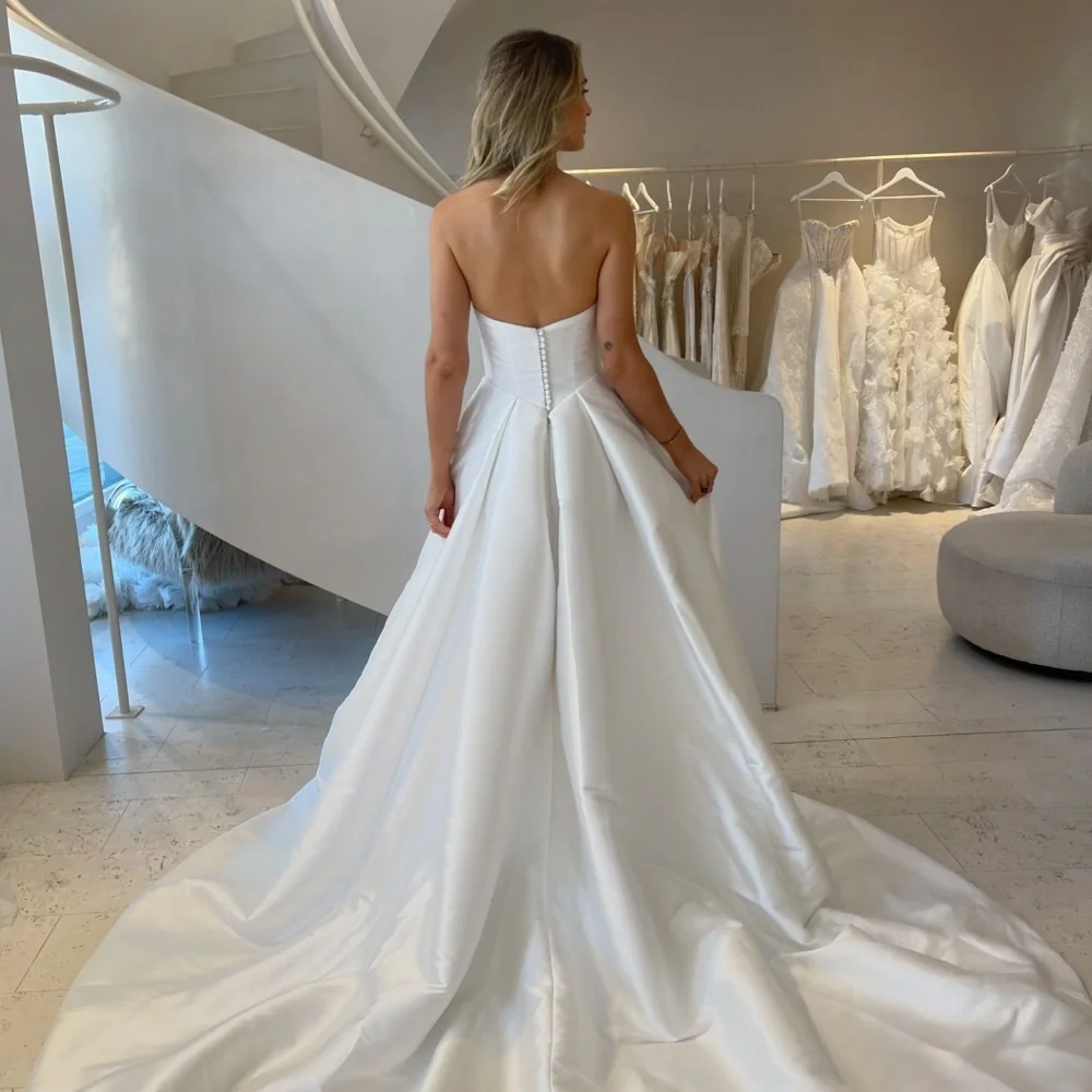 Amanda White Heart-Shaped Neckline Sleeveless vestido femininos Satin A-line فساتين سهرة Floor-Length Customized Wedding Dress