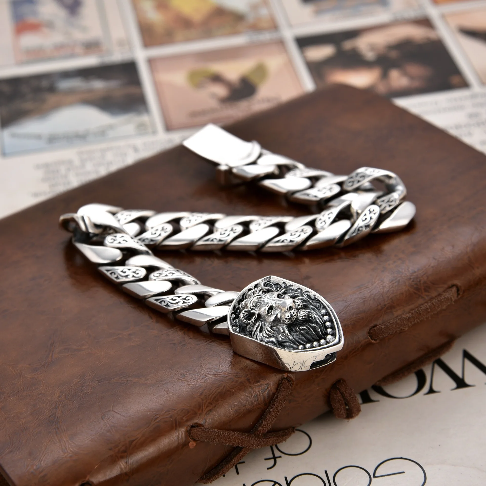 HX New Domineering Lion Bracelet for Men Personality Punk Rock Fashion Cuban Chain Jewelry Accessories