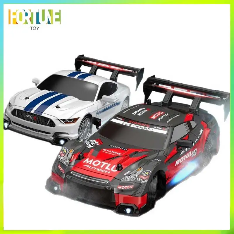 سيارة تحكم عن بعد رباعية الدفع للانجراف طراز GTR سباق للأولاد M4 لعبة 911 قابلة لإعادة الشحن عالية السرعة طراز AE86