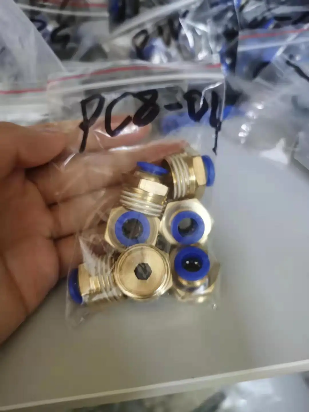 Conector pneumático azul da PIpe que encaixa PC PL SL PCF PB PX PD PX PLF 4/6/8/10/12-01-02-03-04