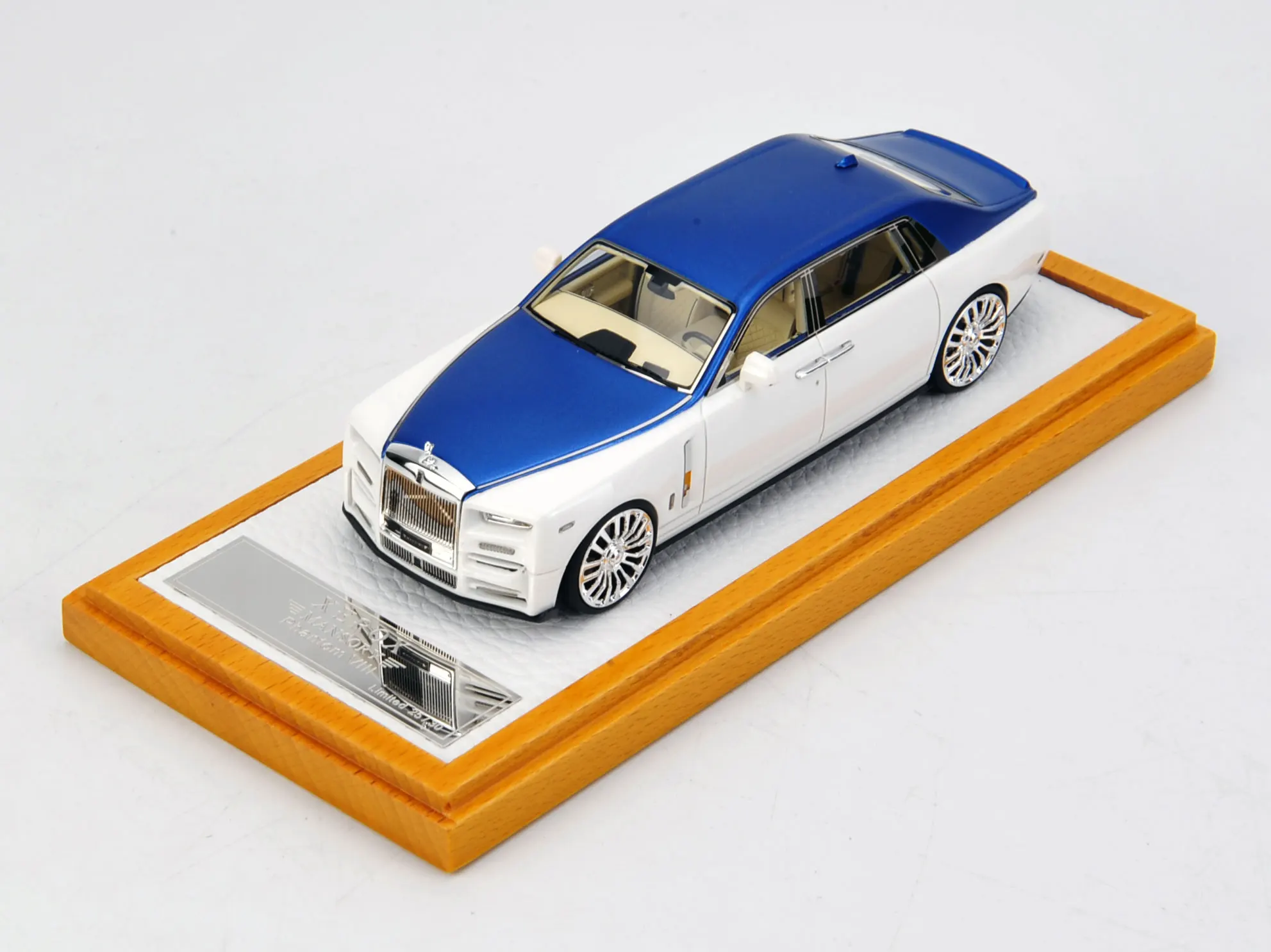 XEROX 1:43 For Mansory Phantom VIII Limited to 30 Sets Simulation Resin Static Car Model Toy Gift