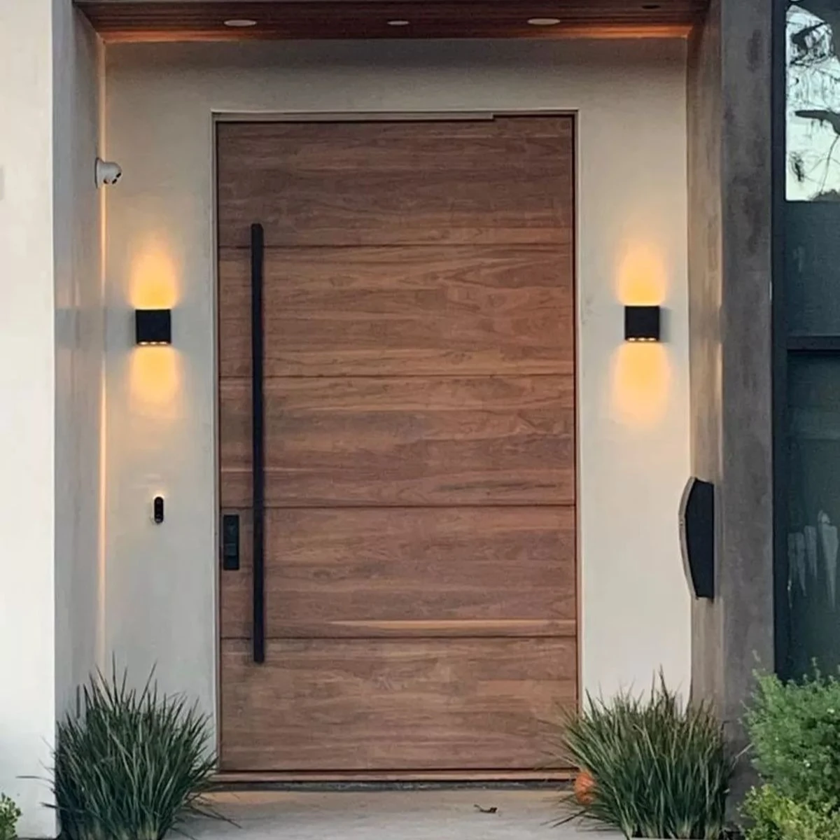 Modern Swing Entrance Door Weather Resistant Lockable Aluminum Front Door Apartments Town Houses Anti-Theft Secure Entry Doors