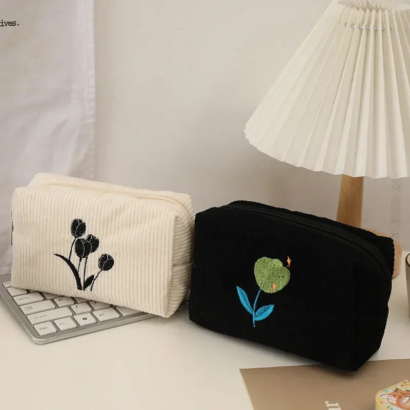 Moda kwiatowa kosmetyczka dla kobiet makijaż o dużej wydajności torebka do prania piórnik podróżny organizator do kosmetyków woreczek
