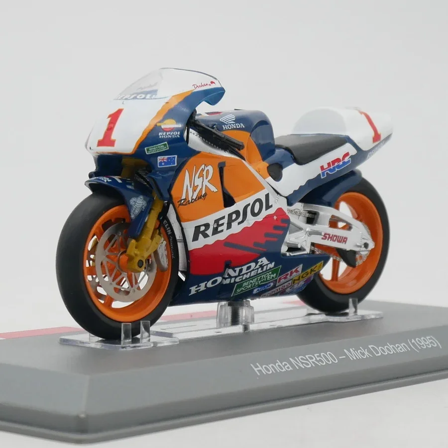 Diecast Ixo 1:18 Scale Moto GP 1995 Honda NSR500 Mick Doohan Honda Motorcycle Model Collection Toy Gift Display Ornament