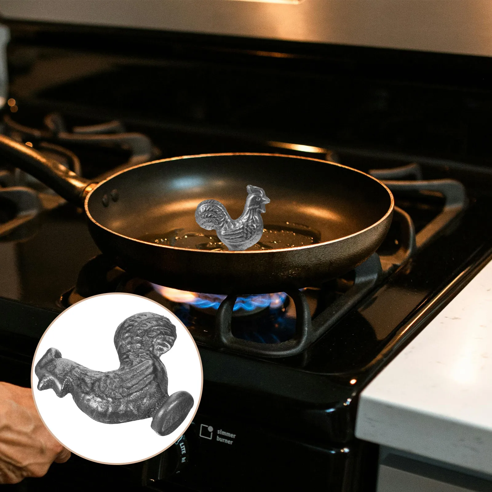 Cast Iron Rooster Cooking Tool 2 Pieces Reusable Iron Enrichment Kitchen Accessory for Soups and Stews