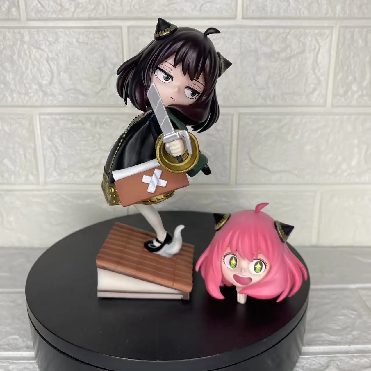 高品質フィギュア アーニャ・フォージャー コス レヴィ・アッカーマン スタチュー アニメーション スパイ×ファミリー 進撃の巨人 コレクション オーナメント モデル ギフト