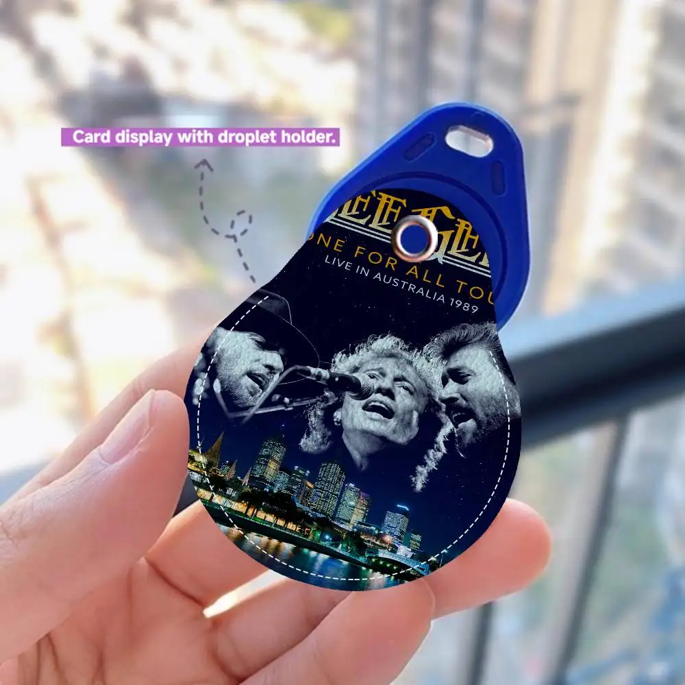 Bee Gees Band الرجال والنساء العالمي مانع االصدأ المفاتيح بولي Leather الجلود حامل بطاقة الوصول قطرة مفتاح العلامة الدائري