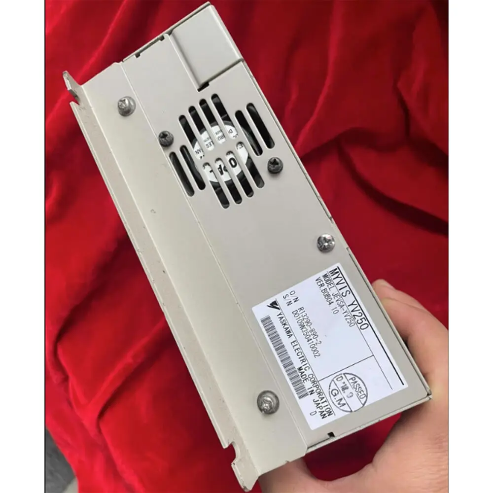 1PC Controller usato YASKAWA MYVIS JEVSA-YV250 consegna veloce # YP1