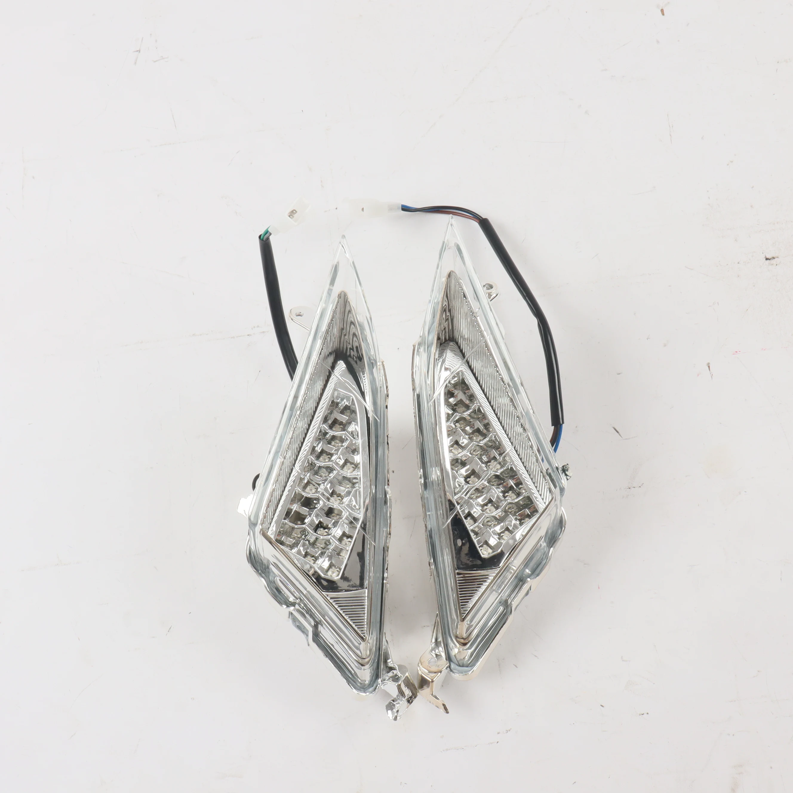 

CFP250-039 for YAMAHA MAJESTY SG03J Scooter LED Front Turn Light