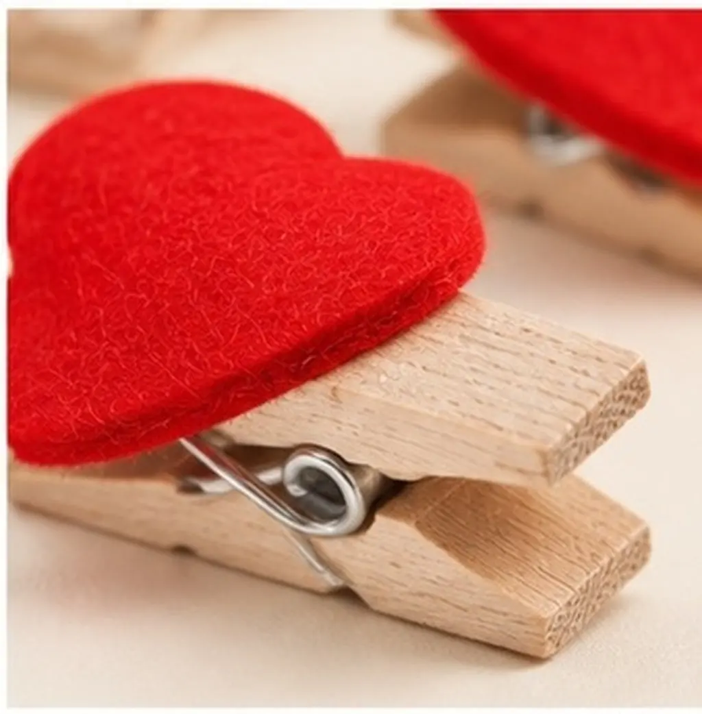 Mini Heart Wooden Paper Towel Clips, 10pcs Napkin Holder for Kitchen & Dining Room Decor - view 6