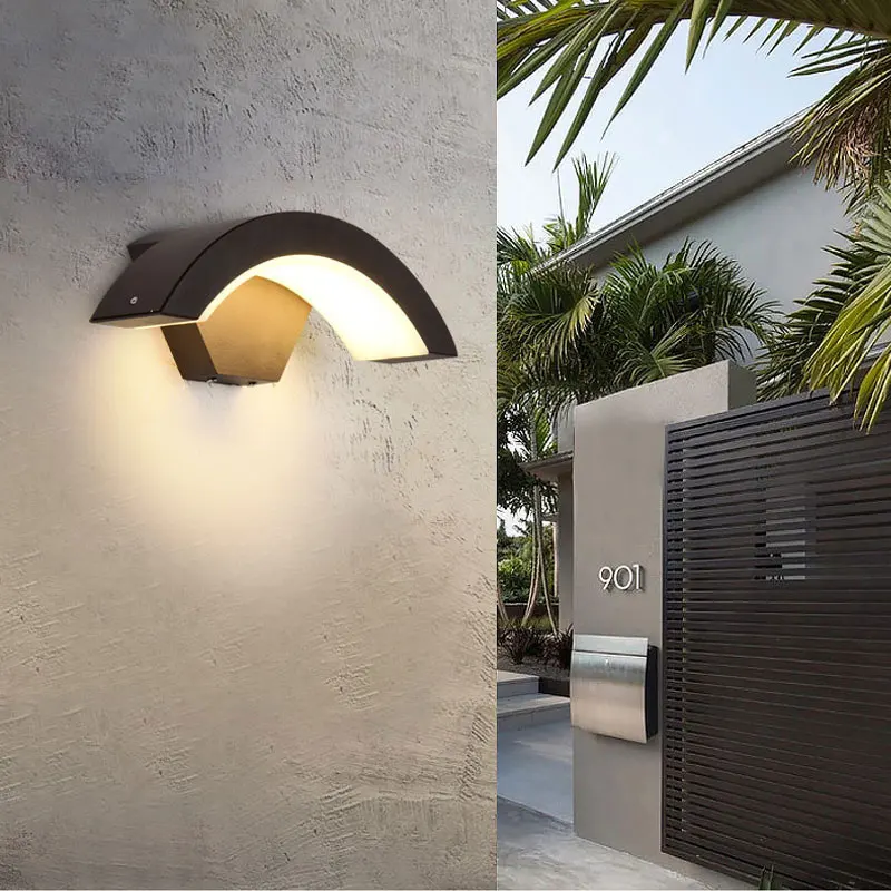 Lampada da parete a LED per esterni, lampione, con sensore di movimento, corpo in alluminio, resistente alle intemperie, per illuminazione portico o