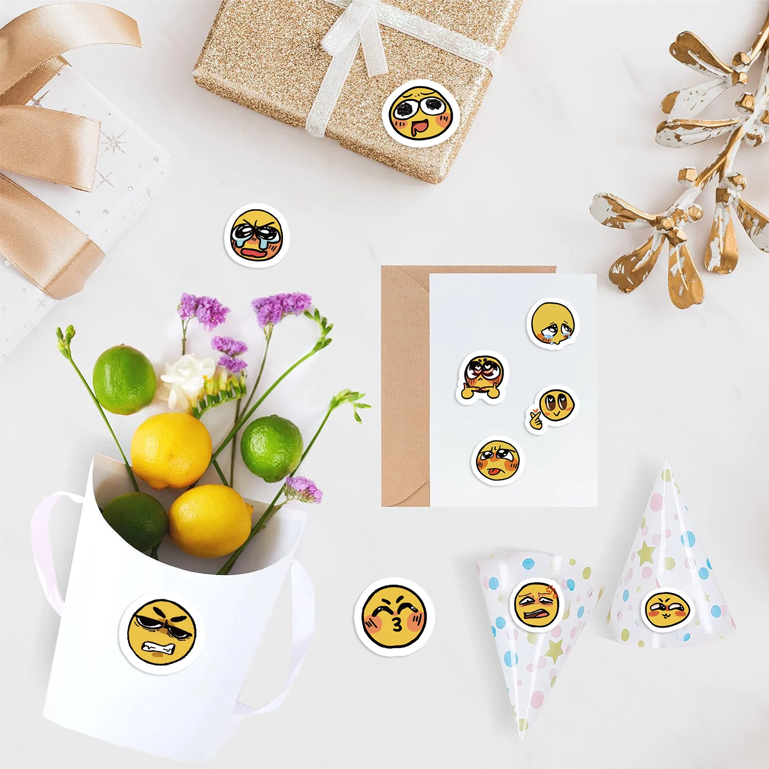 500pcs Little Yellow Face Stickers for Kids School Teacher Reward Sticker Party Decor Small Business Label Scrapbooking Stickers