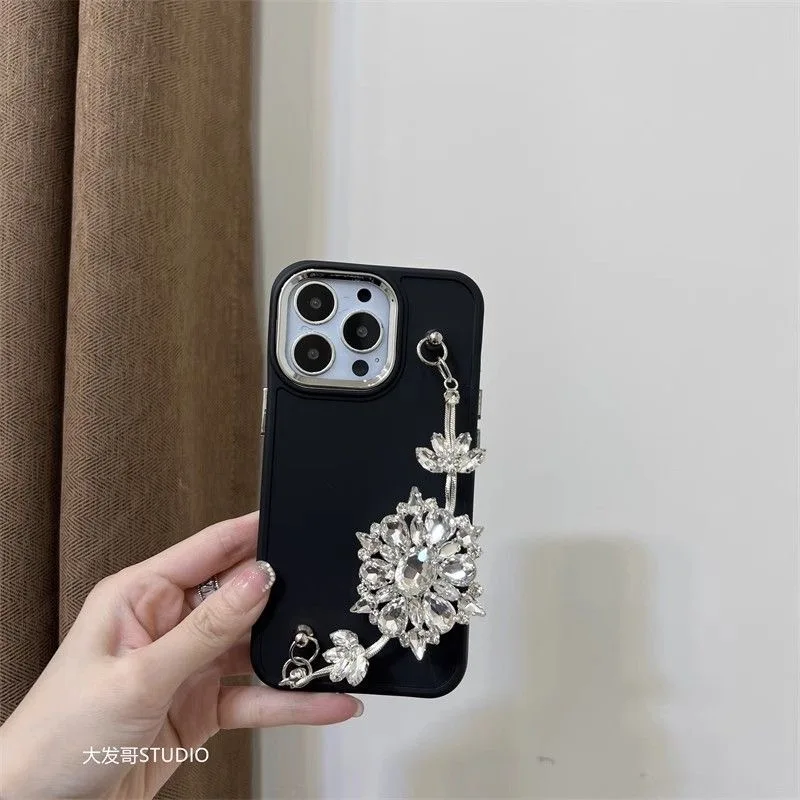 Funda de teléfono móvil con pulsera de diamantes de imitación de lujo, adecuada para iPhone