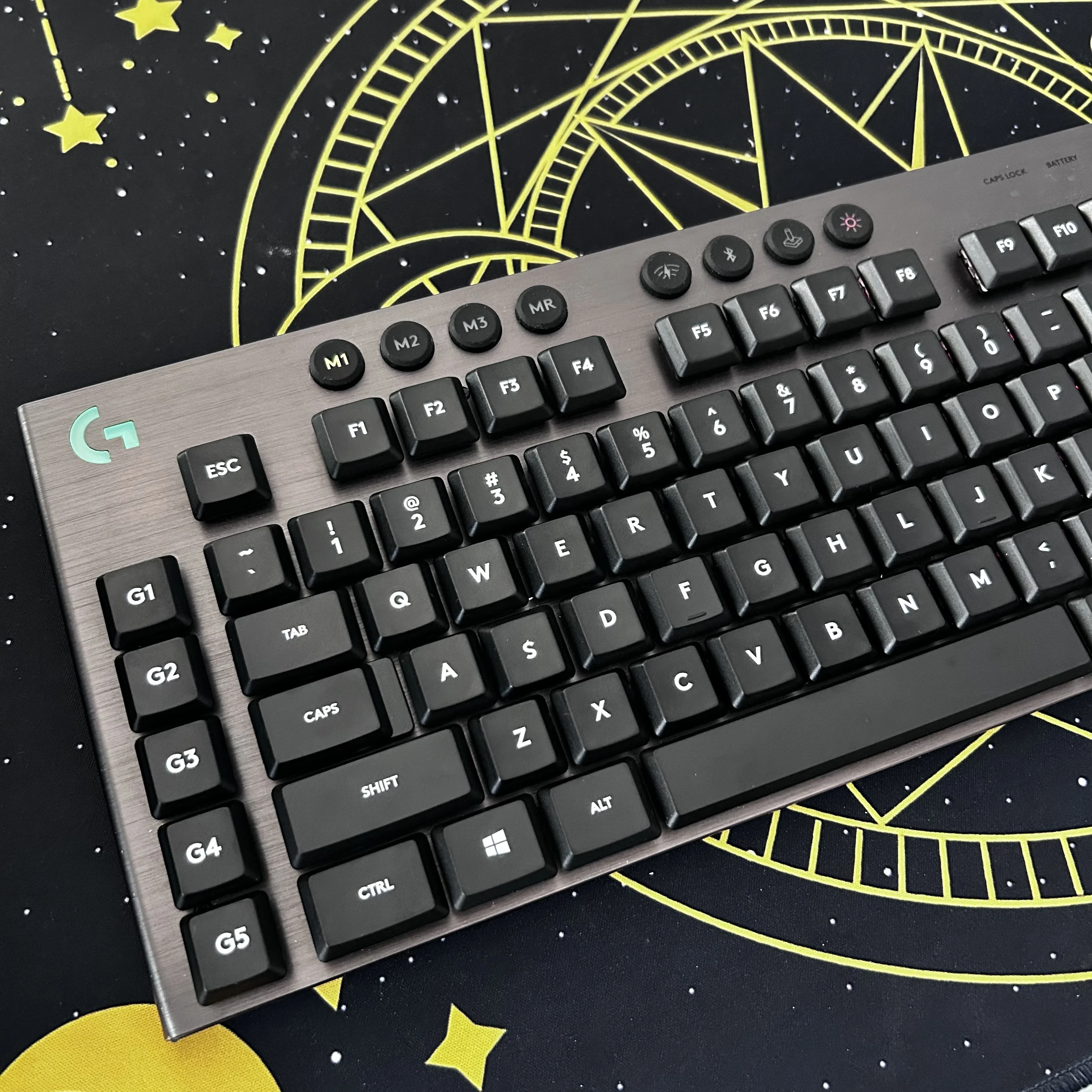 

PBT athletic keycaps suitable for Logitech G815/G815 TKL/G915/G915 TKL RGB mechanical keyboard