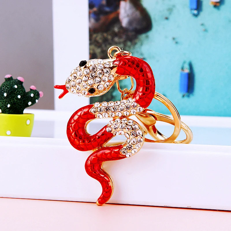 Creative Cute Snake Rhinestones Enamel Keychain Fantastic Animal Keyring Couple Friends Jewelry Cute Bag Pendant