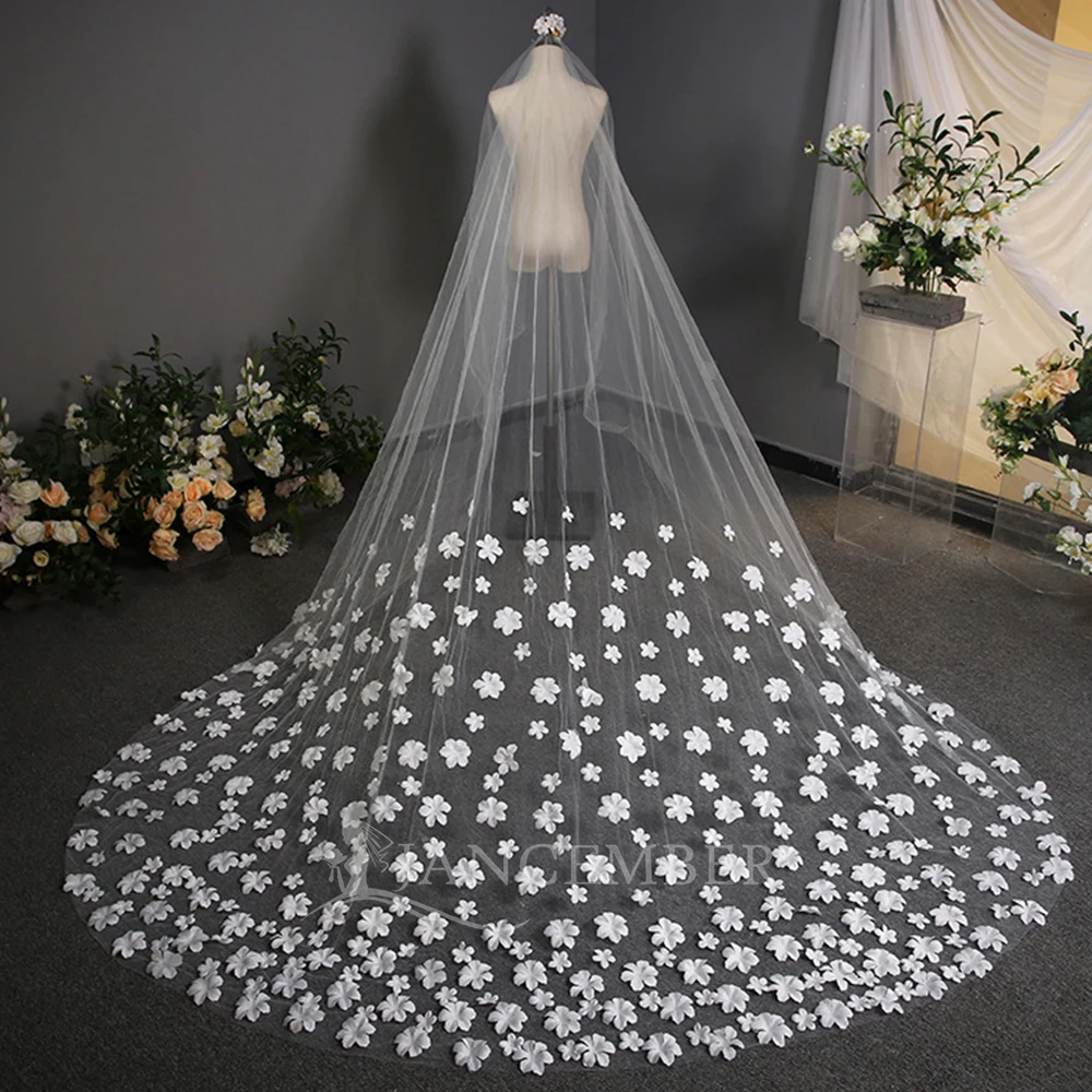 pearls-wedding-veil-with-flowers-one-layer-bridal-veil-with-metal-comb-beautiful-appliques-bride-veil-wedding-accessory