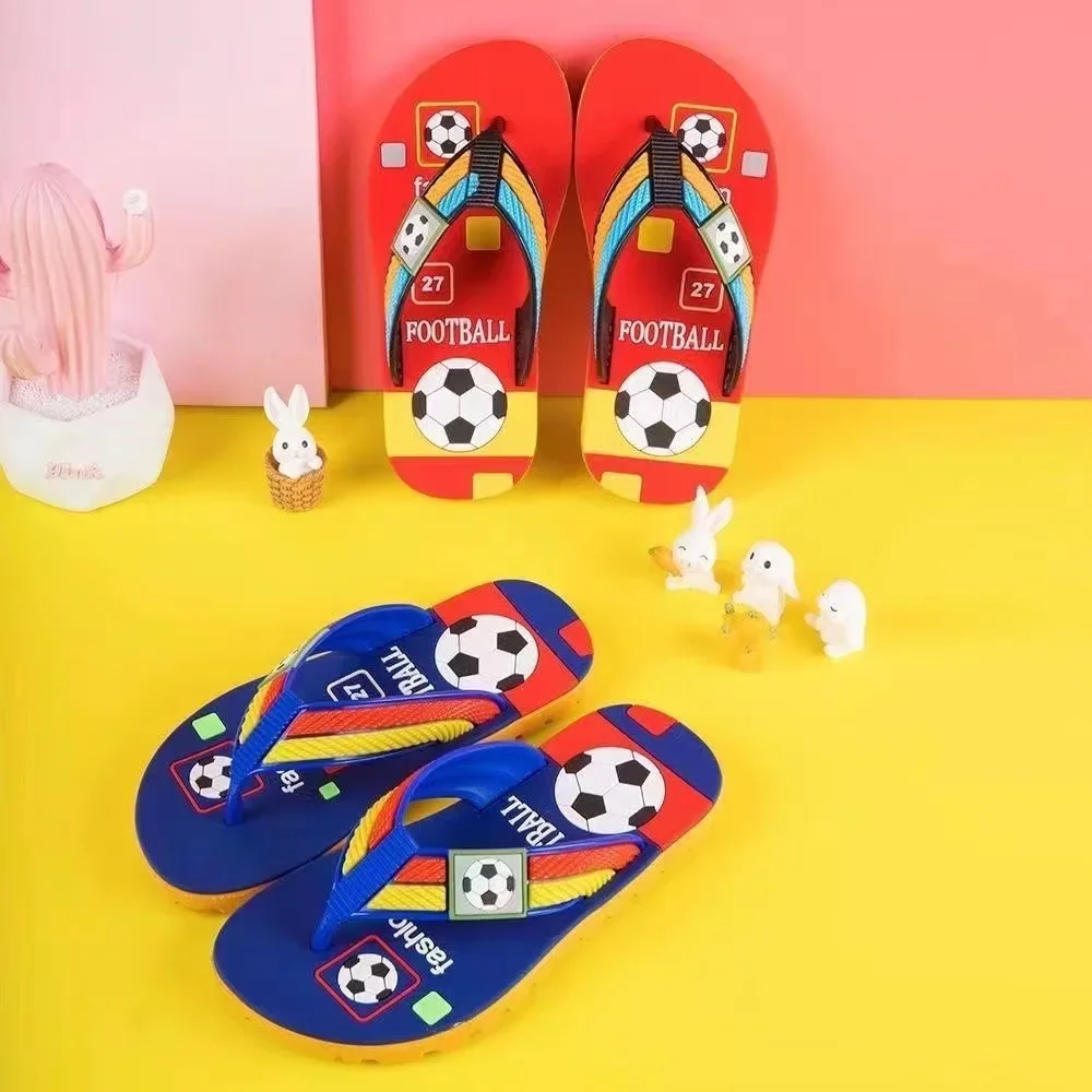 2024 Summer Baby Boys Girls pantofole bambini PVC Cartoon Football Print Flops Flips Beachwear Outdoor rosso blu verde scarpe per bambini