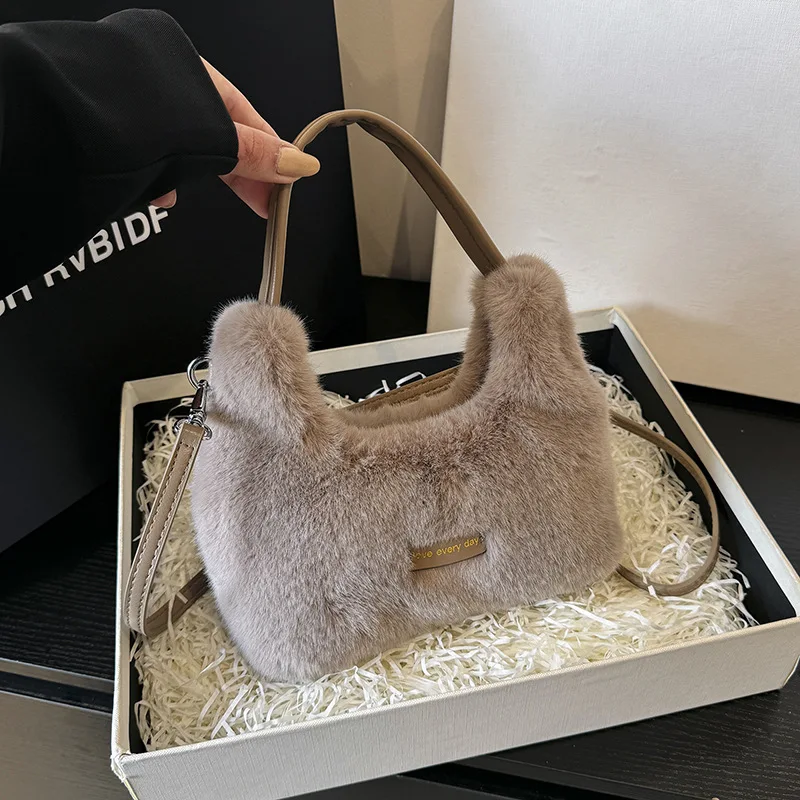 Autumn Winter New Plush Shoulder Bag Temperament Elegant Soft Plush Handbag Korean Fashion Letter Crossbody Bags Trend