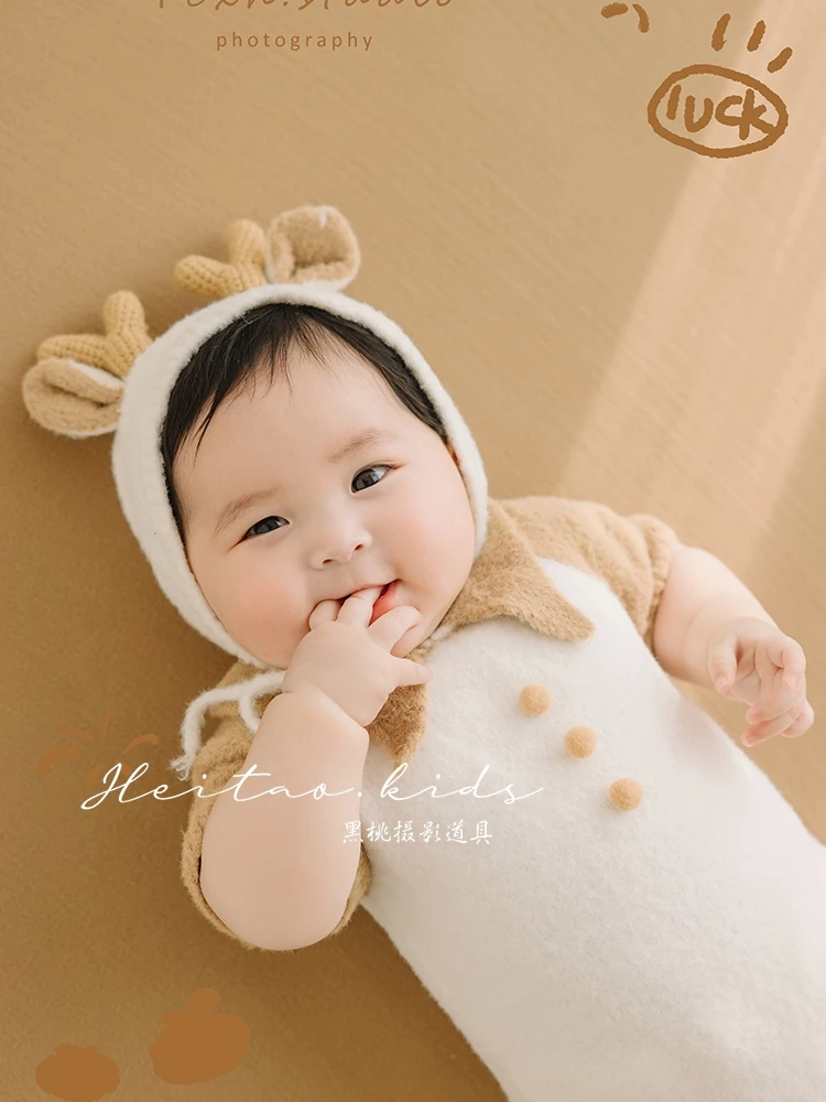 100 day old Longjiao male and female baby photography clothing photography studio photo art photography تذكارات للرضع