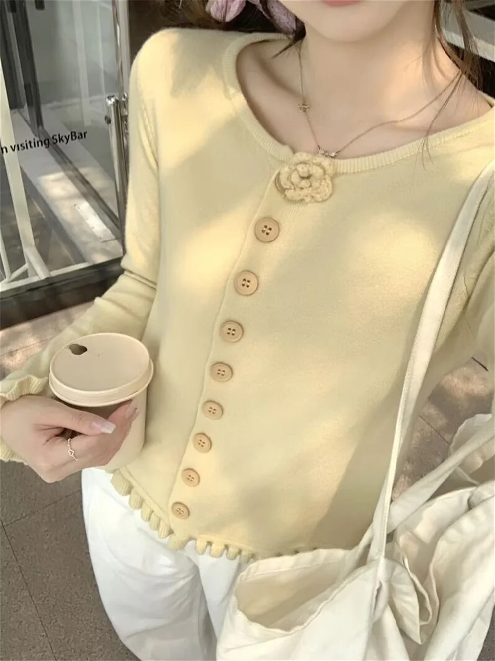 

Весенний кардиган 2026: Женский вязаный свитер на пуговицах с цветочным узором, милый уличный стиль, универсальный, осенний, корейская мода, женская одежда