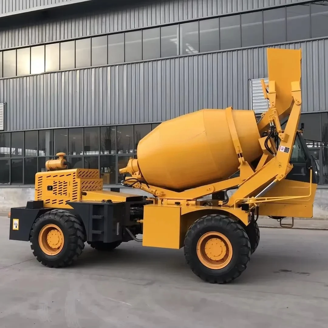 YG Customized Cheap Price 2m3 Self Loading Concrete Mixers YG-200 for Sale