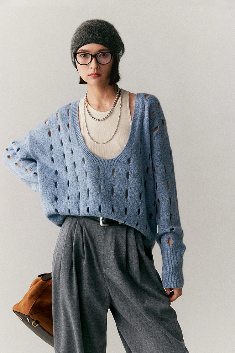 Lazy and beautiful, French big U-neck hollow sweater, fixed spinning wool cashmere fancy yarn+vest