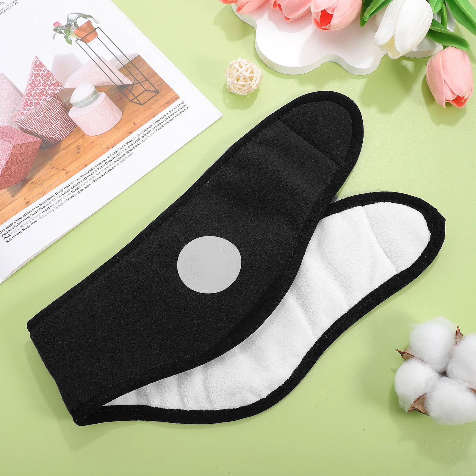 Penutup Telinga Bulu Hangat yang Ditingkatkan Desain Pengait Tidur Penutup Telinga Lembut Dewasa Lapisan Hitam 100% Poliester Penghangat Telinga untuk Wanita