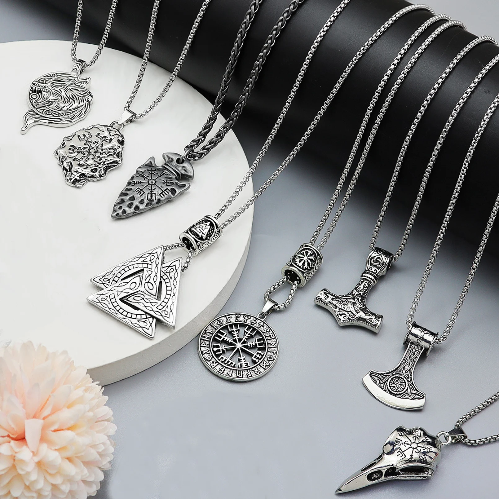 Nordic Viking Men Necklaces Women Slavic Symbol Amulets Antique Raven Hammer Pendant Punk Male Necklace Jewelry Accessories