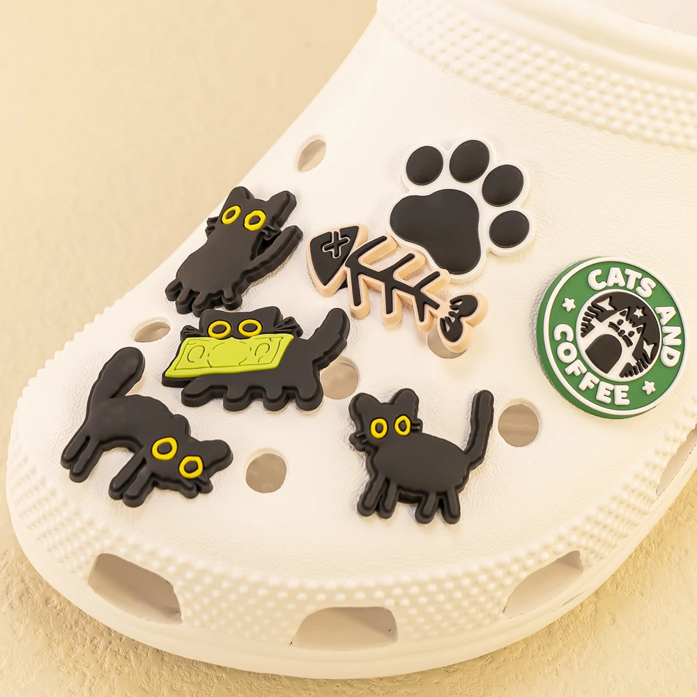 1-9pcs PVC Black Cats Shoe Charms Cute Animal Shoe Decorations Pins for Kids Girls Boy Favor Gift Sandal Accessories Clog Buckle