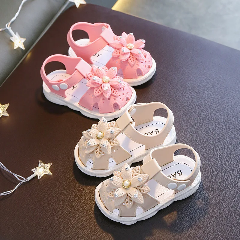 2023 New Summer Girls Sandals Priness Fashion Pearl Sweet Sandals for Girls Toddler Baby Princess Shoes 0-36 mesi