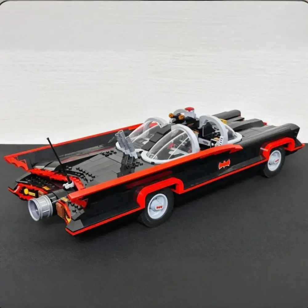 2025 The Classic TV Series Bat Car Model Building Block Compatible With 76328 Educational Toys 1822pcs Birthday GIfts For Kids