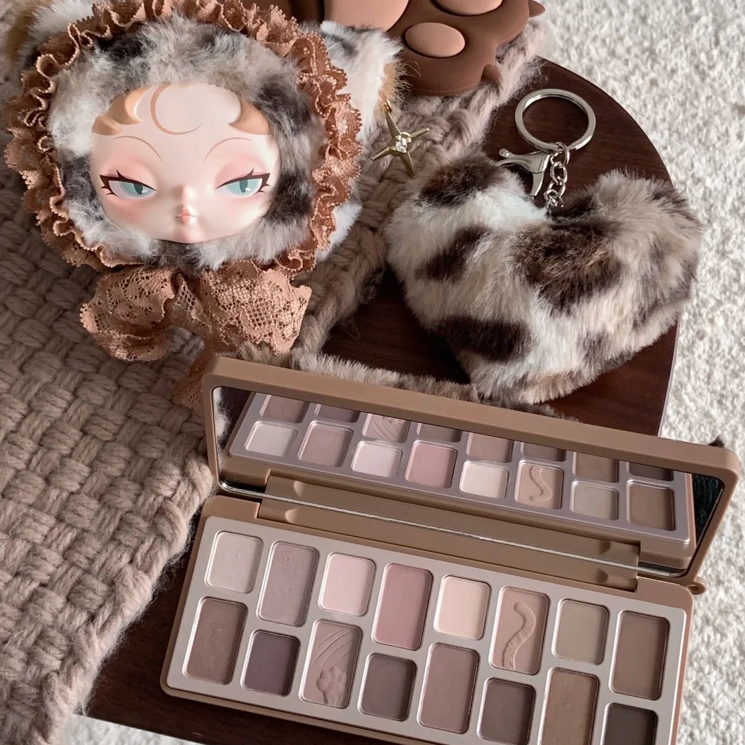 千顔メイクアップアイシャドウパレット16色ニュートラルアイシャドウプレートメイクアップアースカラーマットグリッターアイシャドウ